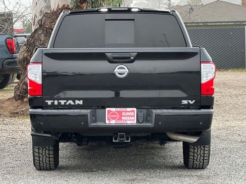 Certified 2022 Nissan Titan SV w/ Accessory Utility Package image 8