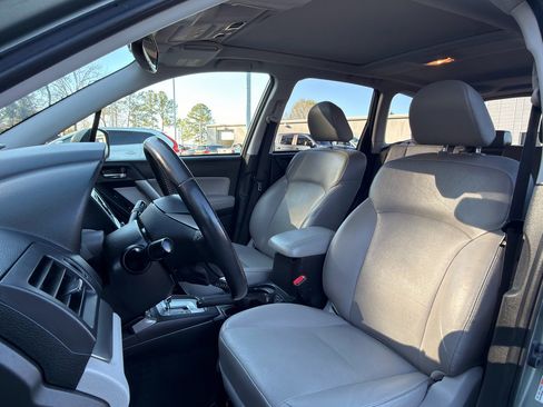 Used 2014 Subaru Forester 2.5i Touring image 11