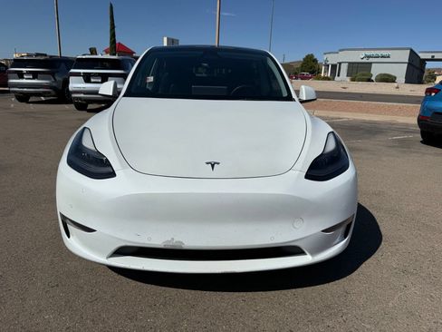 Used 2022 Tesla Model Y Performance AWD/4WD image 2
