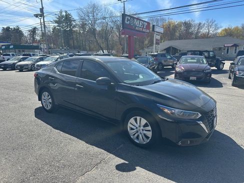 Used 2024 Nissan Sentra S FWD image 1