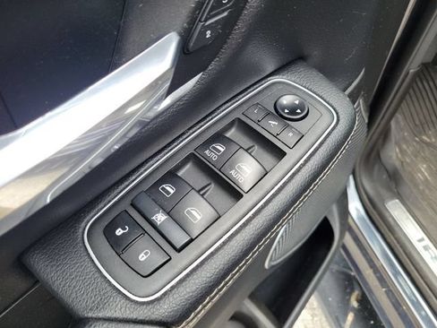 Used 2021 RAM 1500 Laramie RWD image 16