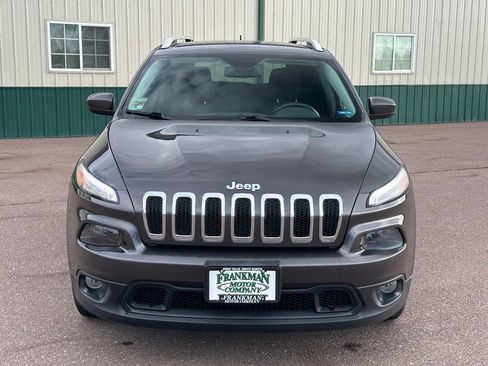 Used 2014 Jeep Cherokee Latitude FWD image 35