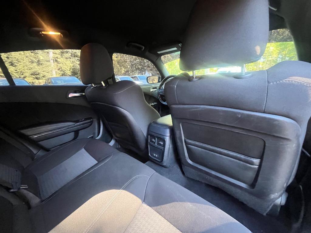 Used 2020 Dodge Charger R/T w/ Blacktop Package RWD image 31