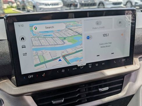 Used 2022 Ford Explorer XLT w/ Equipment Group 202A RWD image 25