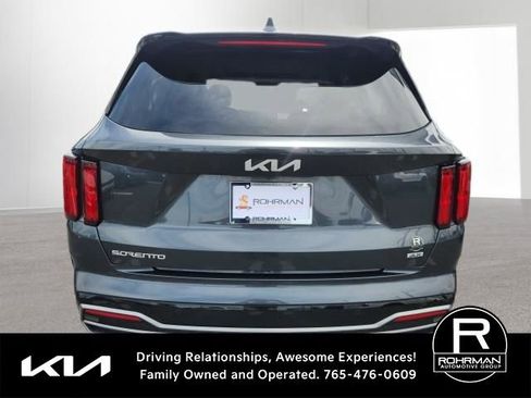 Used 2023 Kia Sorento SX AWD/4WD image 5