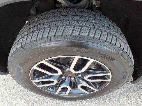 Used 2019 GMC Sierra 1500 AT4 w/ AT4 Premium Package AWD/4WD image 10