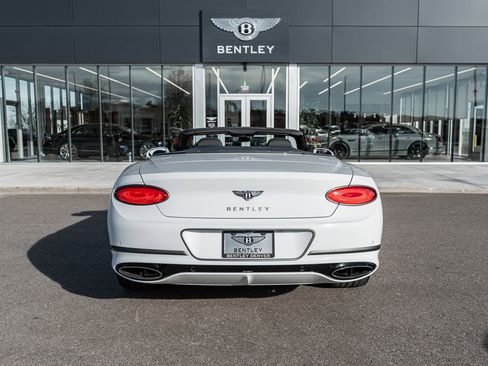 Used 2024 Bentley Continental GT Speed image 11