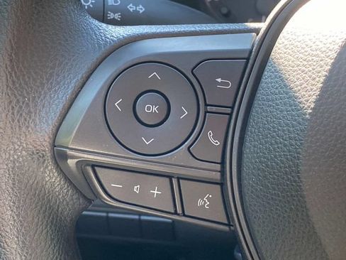 Used 2024 Toyota Corolla LE FWD image 18