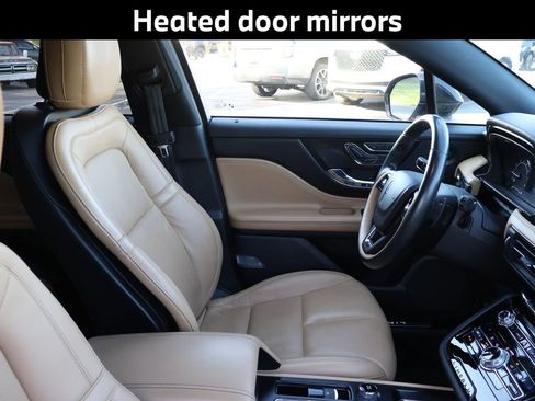 Used 2020 Lincoln Corsair Reserve image 10