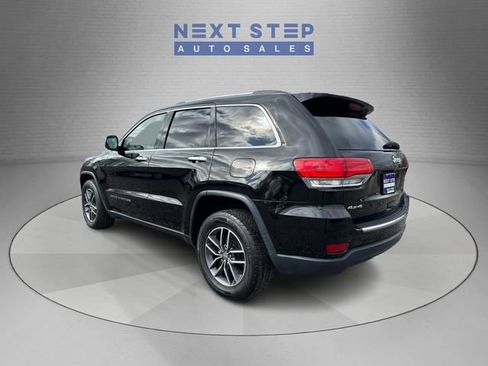 Used 2018 Jeep Grand Cherokee Limited AWD/4WD image 5