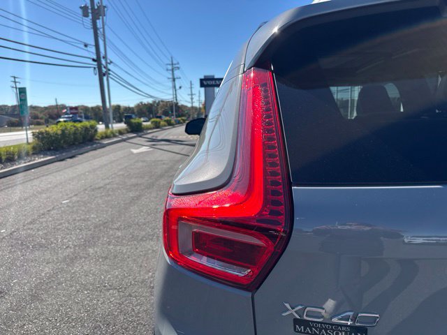 Used 2024 Volvo XC40 B5 Plus w/ Climate Package AWD/4WD image 9