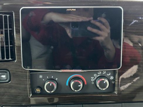 New 2025 GMC Savana 2500 Extended w/ Driver Convenience Package image 14