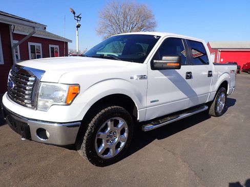 Used 2014 Ford F150 XLT w/ Equipment Group 302A Luxury image 3