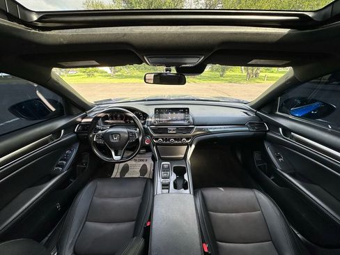 Used 2019 Honda Accord Sport image 12