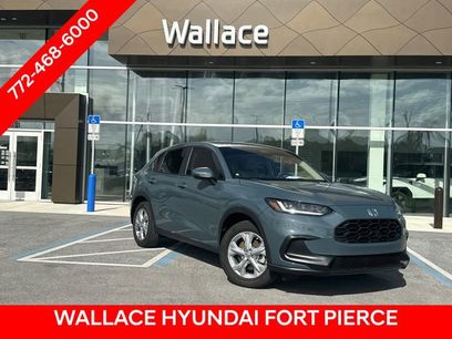 Used 2025 Honda HR-V LX