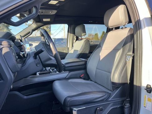 Used 2023 Ford F150 Lightning Lariat w/ Equipment Group 511A High image 13