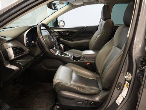 Used 2020 Subaru Outback Onyx Edition XT image 4