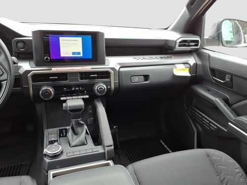 New 2025 Toyota Tacoma SR5 image 12