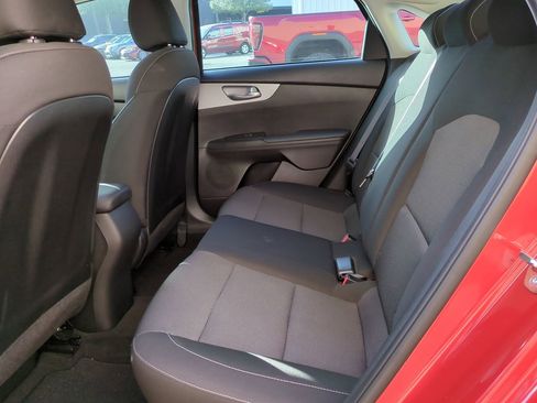 Used 2023 Kia Forte LXS w/ LXS Technology Package image 13