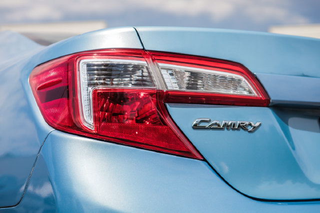 Used 2012 Toyota Camry LE FWD image 17