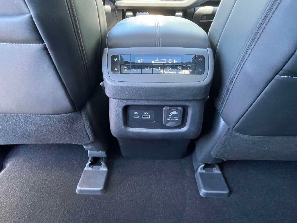Used 2025 Nissan Pathfinder Platinum w/ Cargo Package FWD image 13