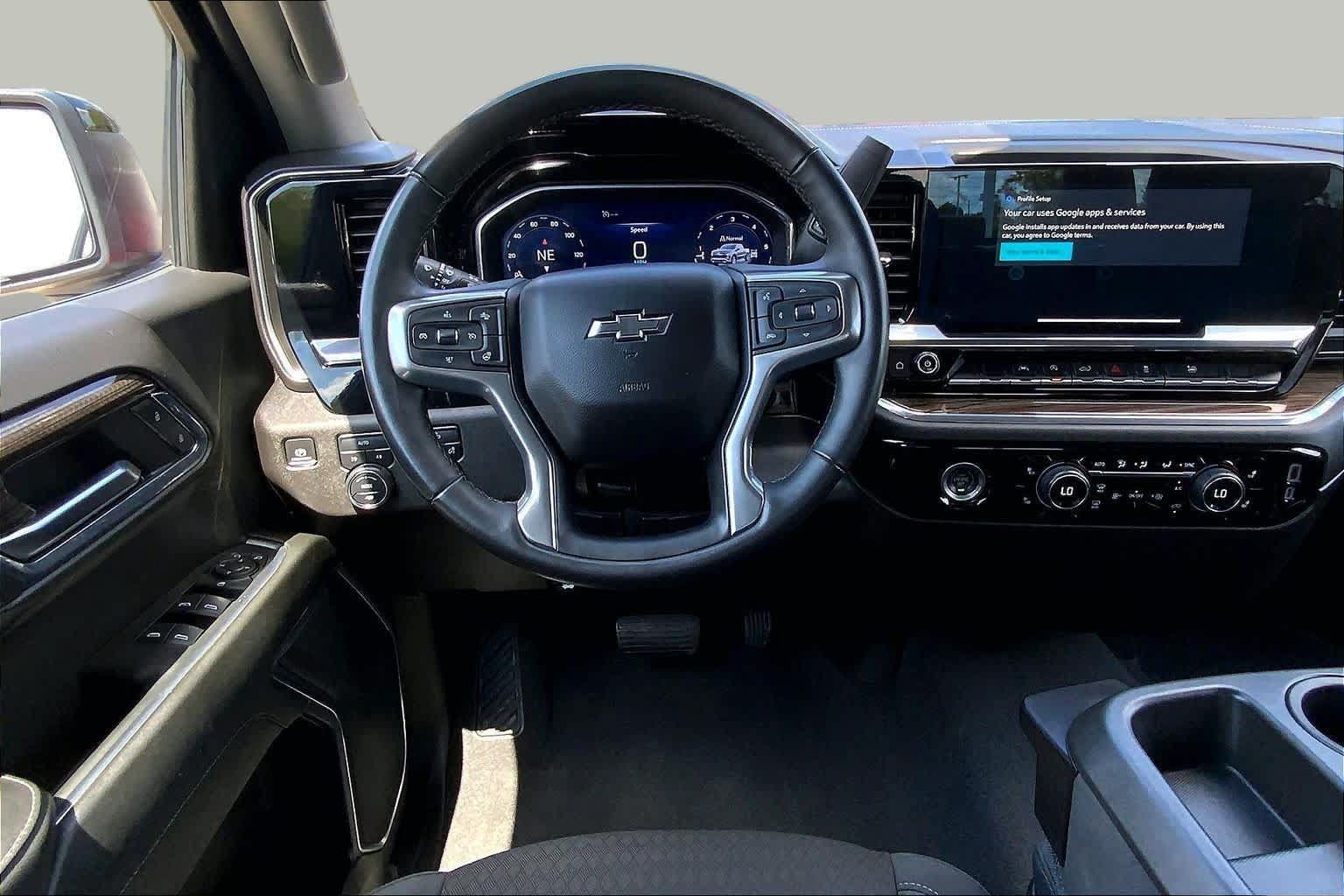 Used 2023 Chevrolet Silverado 1500 RST AWD/4WD image 6