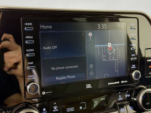 Used 2022 Toyota Highlander Limited AWD/4WD image 16
