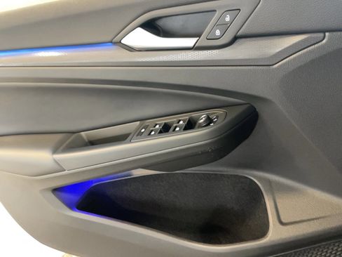 Used 2024 Volkswagen GTI Autobahn image 17