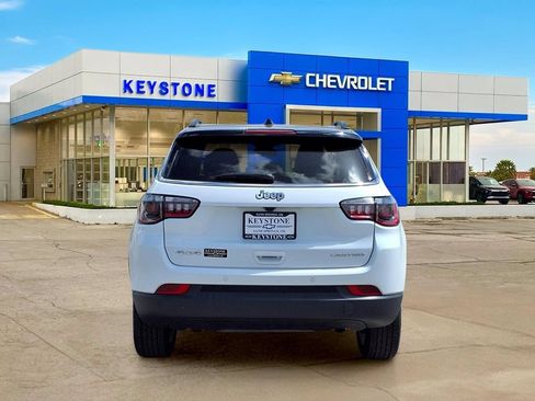 Used 2025 Jeep Compass Limited AWD/4WD image 6