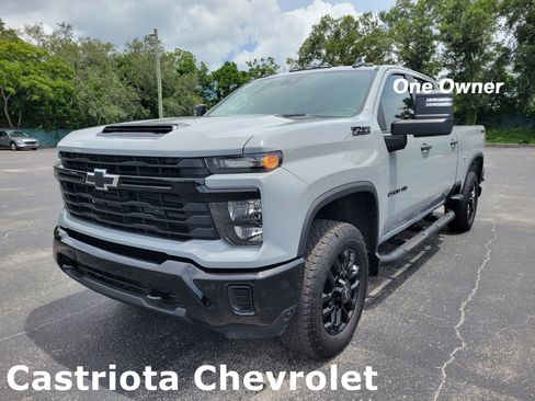 Certified 2025 Chevrolet Silverado 2500 Custom w/ Custom Value Package AWD/4WD image 1
