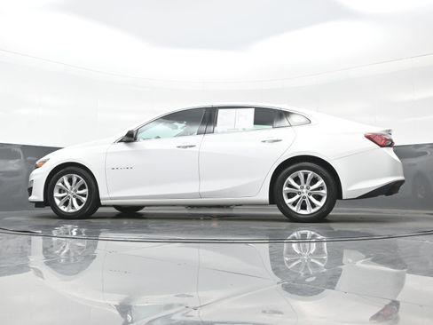 Used 2019 Chevrolet Malibu LT image 28