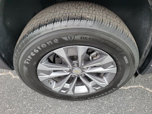 Certified 2025 Chevrolet Equinox LT w/ Convenience Package II FWD image 38
