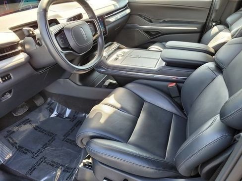 Certified 2025 Lincoln Navigator Reserve AWD/4WD image 40