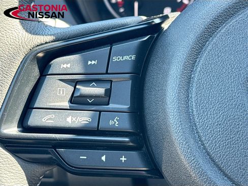 Used 2025 Subaru Forester Premium image 13