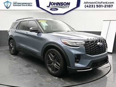 Used 2025 Ford Explorer ST