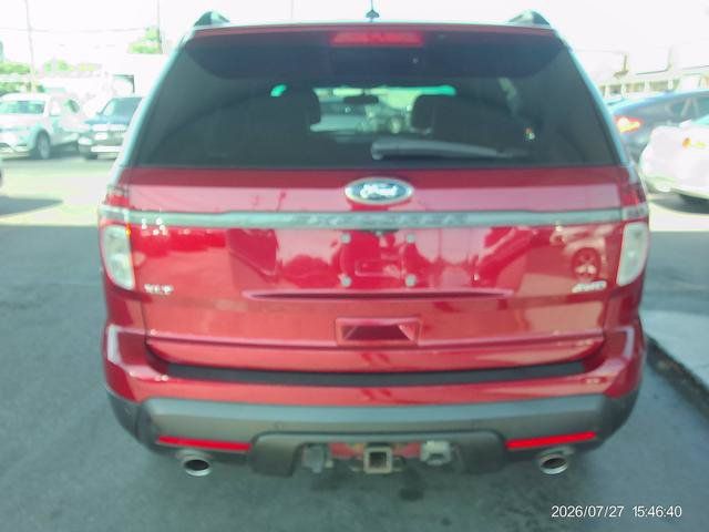 Used 2015 Ford Explorer XLT w/ Equipment Group 202A AWD/4WD image 4