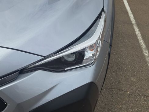 Used 2025 Subaru Crosstrek 2.0i Premium image 19