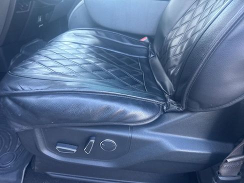 Used 2016 Ford F150 XLT w/ Equipment Group 302A Luxury RWD image 12