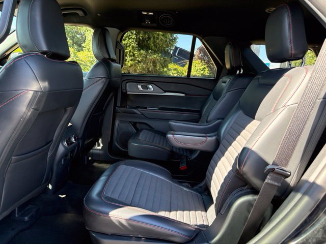 Used 2026 Ford Explorer ST-Line AWD/4WD image 12