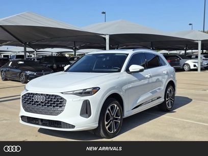 Used 2025 Audi Q5 Premium w/ Convenience Package