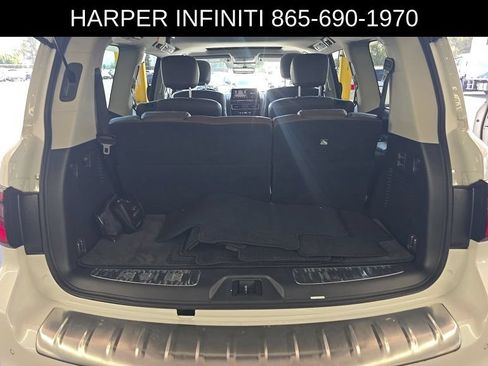 Used 2023 INFINITI QX80 Premium Select w/ Cargo Package AWD/4WD image 10