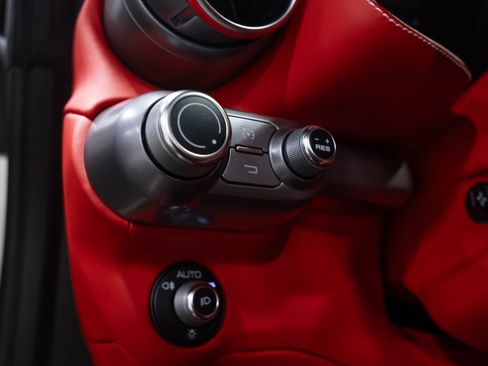 Used 2023 Ferrari 812 GTS RWD image 64
