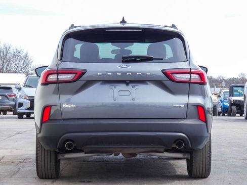 Used 2025 Ford Escape ST-Line image 4