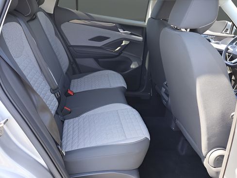 Used 2025 Volkswagen Tiguan S AWD/4WD image 19