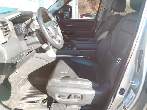 Used 2022 Toyota Tundra Limited image 24