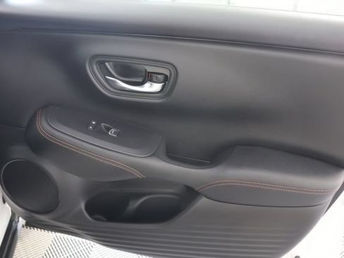 Certified 2023 Honda HR-V Sport image 27