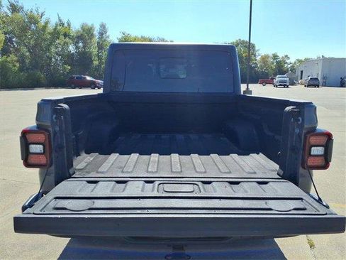 Used 2020 Jeep Gladiator Overland image 23