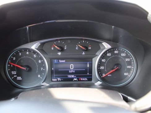 Used 2024 Chevrolet Equinox LT FWD image 26