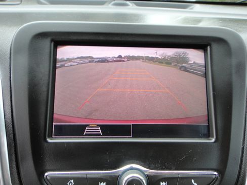 Used 2022 Chevrolet Equinox LT AWD/4WD image 9