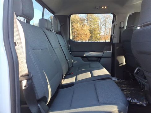 Used 2025 Ford F150 XLT w/ Equipment Group 302A MID image 12